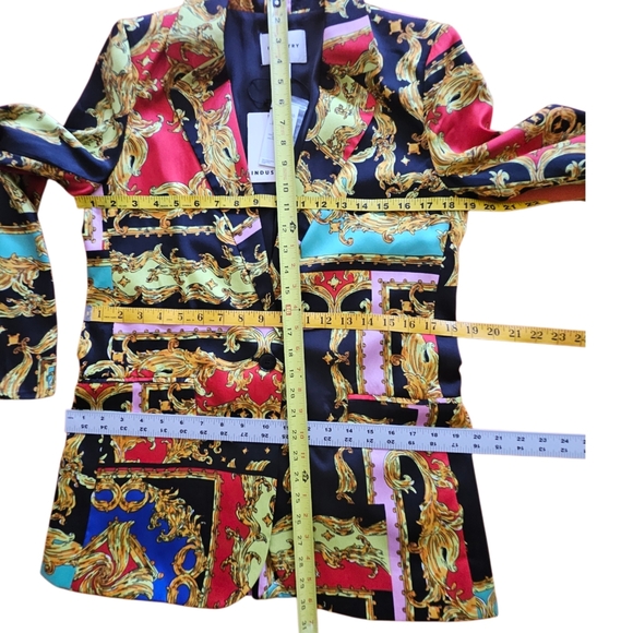 Industry Women's Paisley Print Blazer-Size Medium - Picture 9 of 16